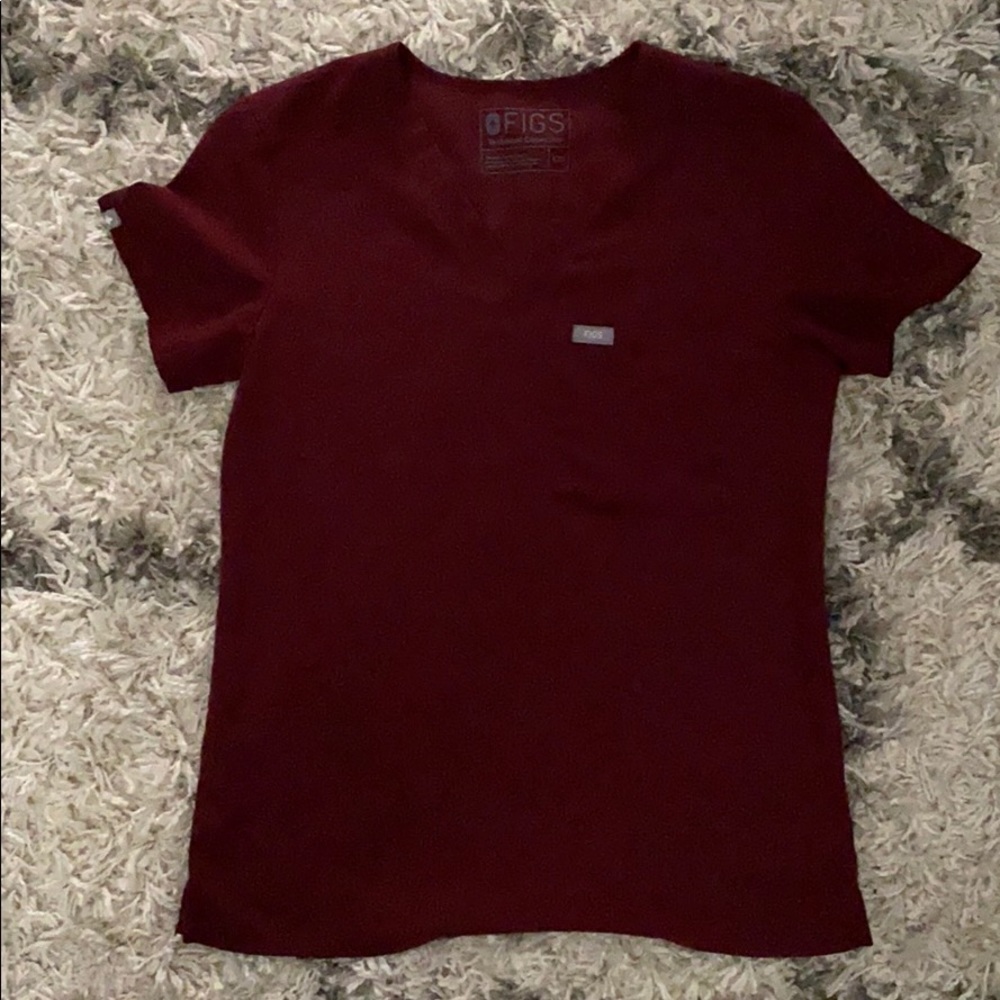 FIGS Catarina scrub top in burgundy